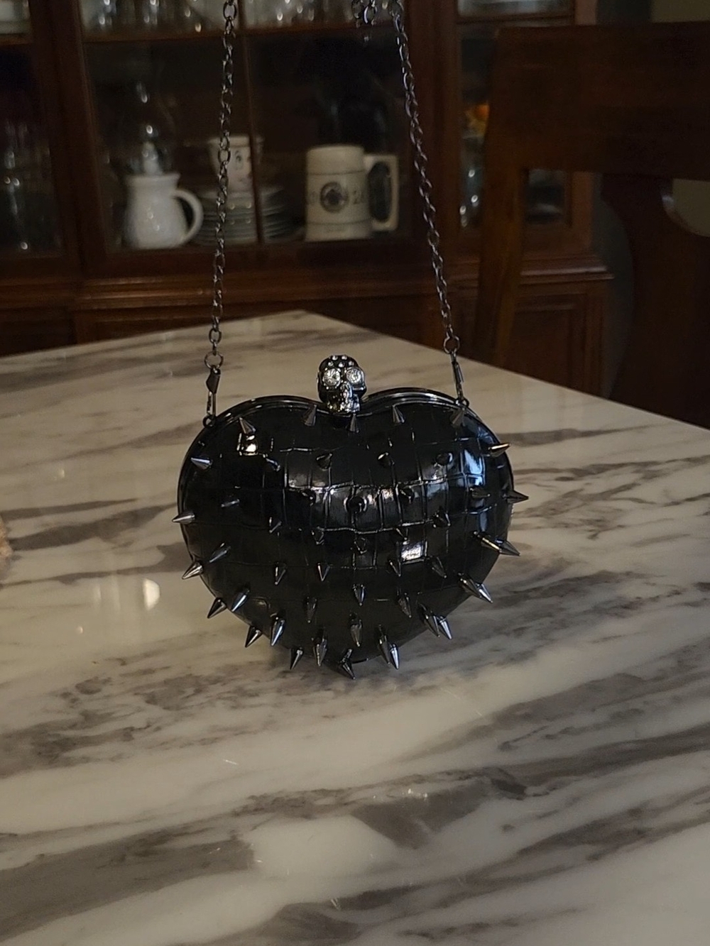 Black Heart Spike Cluth Bag with Skull Clasp
